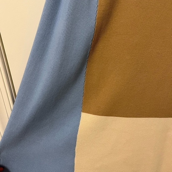 SWEATER and Skirt Set Size XS - Picture 13 of 16